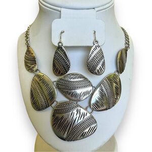 Carved Silver Boho Textured Bib Jewelry Set